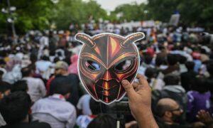 “দেশজুড়ে ছাত্র আন্দোলনের ডাক!”-দেশব্যাপী বিক্ষোভ দেখাবে ‘ককরোচ জনতা পার্টি’
