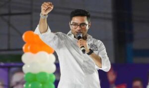 ‘বিদ্রোহীরা ফিরলে আমি পদত্যাগ করব’, মমতা বন্দ্যোপাধ্যায়ের সামনেই চ্যালেঞ্জ অভিষেকের!