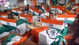 ৩৫ লক্ষ জাতীয় পতাকা বিতরণের মেগা পরিকল্পনা, কোন জেলায় কত টাকা বরাদ্দ করল রাজ্য সরকার?