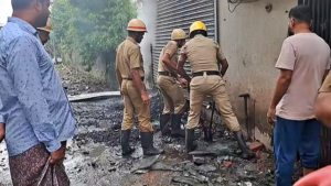 নিষ্ক্রিয় না করেই মজুত! পুলিশের বাজেয়াপ্ত করা বাজি ও বারুদে ভয়ংকর বিস্ফোরণ