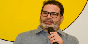 ভোটের আগেই ফাঁস প্রশান্ত কিশোরের রাজকীয় সম্পত্তির খতিয়ান! স্ত্রী-সহ মোট সম্পদ কত জানেন?