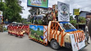 ‘মায়ের নামে গাছ’! জলপাইগুড়িতে অরণ্য সপ্তাহ পালনে নতুন রেকর্ড, ৩ লক্ষ গাছ লাগানোর বিশাল পরিকল্পনা