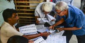 ভোটার তালিকা থেকে নাম কাটা নিয়ে শোরগোল, আপনার নাম আছে তো? জানুন কী বলছে নির্বাচন কমিশন!