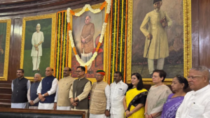 এক দেশে দুই পতাকা সহ্য হবে না! শ্যামা প্রসাদ মুখার্জীর ১২৫তম জন্মবার্ষিকীতে শ্রদ্ধা জানাল দেশ