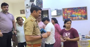 ঘরের ভেতর ঢুকে ভয়ংকর কাণ্ড! গ্রেটার নয়ডার অভিজাত এলাকায় সশস্ত্র দুষ্কৃতীর হানা
