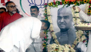 ‘ওঁনার জন্যই আজ আমরা বাংলাদেশে নেই!’ শ্যামাপ্রসাদ-জয়ন্তীতে বাম-তৃণমূলকে তীব্র আক্রমণ শুভেন্দুর