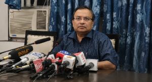 বিধানসভায় তুলকালাম! স্পিকারের মুখের উপর কুণালের প্রতিবাদ, হাতাহাতির পরিস্থিতি সামলালেন শোভনদেব!