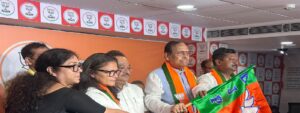 বিজেপিতে যোগদানের পরেই বিস্ফোরক সুখেন্দু শেখর-সুস্মিতা, তৃণমূলে ভাঙনের ইঙ্গিত!