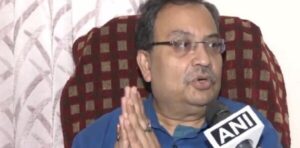 বিধানসভায় ধুন্ধুমার! কুণাল ঘোষকে চ্যাংদোলা করে বের করল মার্শাল, সরাসরি ‘অসভ্যতামি’ বললেন মুখ্যমন্ত্রী শুভেন্দু!