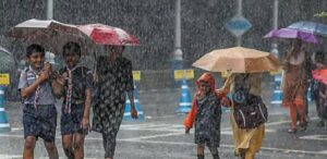 ২১ জুলাইয়ের আবহাওয়া আপডেট: সোমবার থেকেই বৃষ্টির দাপট বাড়বে কোথায়? রইল জেলার তালিকা