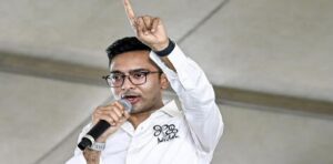 অভিষেকের বিরুদ্ধে ২৭টি ধারায় মামলা! ‘সেবাশ্রয়’ প্রকল্পে গুরুতর অভিযোগ পুলিশের