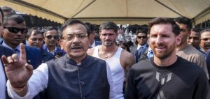 মেসিকে অশালীন স্পর্শের অভিযোগ! প্রাক্তন মন্ত্রী অরূপ বিশ্বাসকে ফের থানায় হাজিরার নির্দেশ