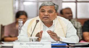 “আর কোনও নির্বাচনেই লড়ব না!” হর্ষের মাঝেই কংগ্রেস শিবিরের ঘুম ওড়ালেন সিদ্দারামাইয়া