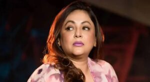প্রধানমন্ত্রীর ‘কুরুচিকর’ ছবি প্রদর্শন! বিপাকে শ্রীলেখা মিত্র, জোড়া থানায় দায়ের এফআইআর