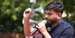 ছাত্র আন্দোলন নিয়ে বিস্ফোরক মন্তব্য তসলিমার! পালটা তোপ দেগে কী বললেন ককরোচ পার্টির প্রধান?