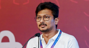 অভিনেত্রীকে নিয়ে অশ্লীল মন্তব্য! মাঝরাতে ঘুম ভাঙল উদয়নিধি স্ট্যালিনের, নাটকীয় গ্রেপ্তারিতে তোলপাড় রাজনীতি