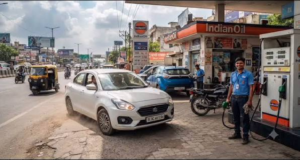 ইনস্যুরেন্স ফুরিয়েছে? পেট্রোল পাম্পে গাড়ি নিয়ে গেলে এক ফোঁটাও জ্বালানি মিলবে না! বড়সড় নিয়ম আনছে কেন্দ্র