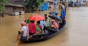 বন্যার জলে ভাসছে দক্ষিণবঙ্গ! পরিস্থিতি পরিদর্শনে আকাশপথে বেরিয়ে কী বড় ঘোষণা করলেন মুখ্যমন্ত্রী?