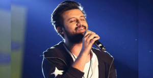 সীমানা পেরিয়ে কীভাবে আজও ভারতীয় শ্রোতাদের মনে রাজ করছেন পাকিস্তানি গায়ক আতিফ আসলাম?