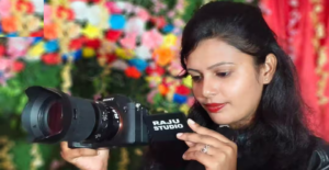 হানিট্র্যাপের ফাঁদে হাই-প্রোফাইল রাজনৈতিক ব্যক্তিত্ব! পাক জঙ্গি যোগে গ্রেফতার তরুণী