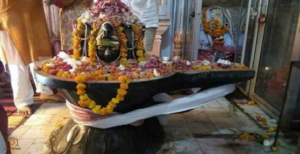 ভারতের একমাত্র পঞ্চমুখী শিব মন্দির কোথায় জানেন? শ্রাবণের সোমবারে ভক্তদের উপচে পড়া ভিড় মুর্শিদাবাদে