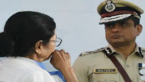 মমতার সভা থেকে সরাসরি দিল্লির বৈঠকে! দলবদলের জল্পনা উসকে কোন বড় খেলায় মাতলেন রাজীব কুমার?