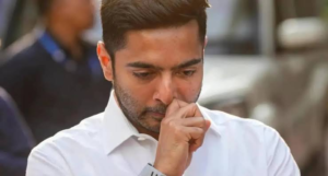 পুলিশের কাজে বাধা ও হামলার অভিযোগ! অভিষেক-ডেরেক সহ হেভিওয়েট তৃণমূল নেতাদের বিপাকে ফেলল কোন ঘটনা?