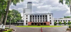 IIT-খড়্গপুর ক্যাম্পাসে ফের গা শিউরে ওঠা ঘটনা! ছাত্রের রহস্যমৃত্যুতে দানা বাঁধছে ধোঁয়াশা