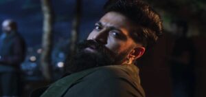 ১৮ বছরের কম বয়সীরা হলের ভিতরে ঢুকতে পারবে না! ‘টক্সিক’-এর রানটাইম শুনলে চমকে যাবেন