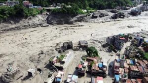 “মৃত ১৭৫, নিখোঁজ ৩০০-র বেশি ভারতীয়!”-নেপালের ভয়াবহ জলের স্রোত কেড়েছে হাজারও প্রাণ