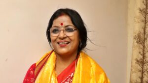রাজনীতির ময়দান কাঁপিয়ে বড়পর্দায় কামব্যাক! কোন ছবিতে অভিনয় করছেন পাপিয়া অধিকারী?