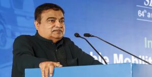 “তরুণদের দায়িত্ব দেওয়ার সময় এসেছে!” অবসরের জল্পনা উড়িয়ে সপাট জবাব নীতিন গড়কড়ির মন্ত্রকের
