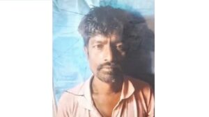 মোবাইলে লুডো খেলাই কাল! ছেলেকে বাঁচাতে গিয়ে প্রতিবেশীদের মারধরে প্রাণ হারালেন বাবা