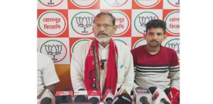 সভাপতি হতে দলে ১৭ জনের মারামারি! বোলপুর বিজেপিতে গোষ্ঠীদ্বন্দ্বের বিস্ফোরক অভিযোগে তোলপাড় রাজনৈতিক মহল
