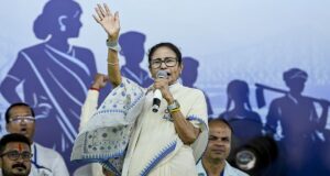 ৮০৪ কোটি টাকা ফ্রিজ! আরও ৪টি অ্যাকাউন্ট সচলের আর্জিতে হাইকোর্টে ধাক্কা খেল কালীঘাট তৃণমূল!