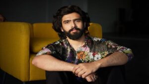 হঠাৎই সিনেমা জগতের গান থেকে বিরতির ঘোষণা জনপ্রিয় সুরকার আমাল মালিকের! কারণ জেনে মন ভাঙল ভক্তদের