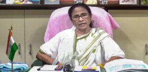 পুলিশ সভা না দিলে সোজা জনতার দরবারে যাব! মমতার হুংকারে রাজ্য রাজনীতিতে চরম শোরগোল