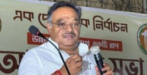 ‘আমার নাম ভাঙিয়ে নিউটাউনে তোলাবাজি হয়েছিল!’ প্রকাশ্যে বিস্ফোরক দাবি শমীক ভট্টাচার্যের, তারপর কী হল?