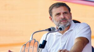 “সাভারকর মন্তব্য মামলায় বিরাট স্বস্তি! সুপ্রিম কোর্টে আইনি ঝটকা এড়িয়ে বড় জয় রাহুল গান্ধীর”