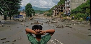 হাসপাতালে স্বজনহারাদের উপচে পড়া ভিড়, কারও ভরসা ট্যাটু তো কেউ খুঁজছেন ভাইয়ের মৃতদেহ! নেপাল বিপর্যয়ের মর্মান্তিক দৃশ্য