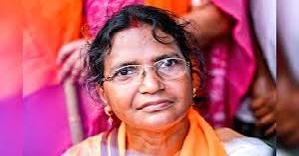 “আমার নাম ভাঙিয়ে টাকা চাইলে মোবাইল বের করে ছবি তুলে রাখুন!” তোলাবাজদের সরাসরি কড়া চ্যালেঞ্জ ছুঁড়ে দিলেন বিজেপি বিধায়ক রত্না দেবনাথ