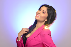 ‘গায়ে হাত দিলেই মাঝ রাস্তায় উলঙ্গ করে দাঁড় করাব!’ টলিপাড়াকে চরম হুঁশিয়ারি দিলেন কোন জনপ্রিয় অভিনেত্রী?