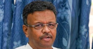 ফিরহাদ হাকিমের সংস্থায় হানা তদন্ত কমিশনের! নিউ আলিপুরের কারখানায় দেড় ঘণ্টা ধরে চলল ম্যারাথন তল্লাশি