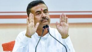 “উত্তরবঙ্গ থেকে বিচ্ছিন্ন কলকাতা!”-আটকে পড়া পর্যটকদের জন্য বড় ঘোষণা মুখ্যমন্ত্রীর
