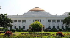 বাম জমানার কড়া বার্তা থেকে সনাতনী বিতর্ক! বিধানসভার বিশেষ অধিবেশনে উত্তাল রাজ্য রাজনীতি, চড়ছে উত্তেজনার পারদ