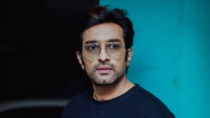 বিগ বসের ঘরে পা রেখেই বোমা ফাটালেন জীতু কমল! ভরত কলের বিরুদ্ধে আনলেন কেরিয়ার ধ্বংসের মারাত্মক অভিযোগ