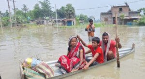 বন্যার কবলে মালদার স্কুলগুলি! পড়াশোনার ধারাবাহিকতা রাখতে বড় ঘোষণা প্রশাসনের!