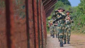 গভীর রাতে জয়পুরহাট সীমান্তে তুলকালাম! ভারতীয় সীমান্তরক্ষী বাহিনীর বড় চাল ভেস্তে দিল বিজিবি ও স্থানীয়রা