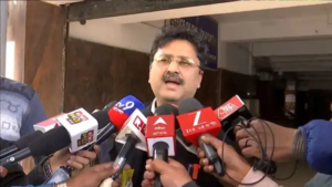এ কী কাণ্ড! খোদ স্পেশাল পাবলিক প্রসিকিউটরকে লক্ষ্য করে হুমকি ফোন! দেবরাজ ঘনিষ্ঠদের দাপটে কি কেঁপে উঠবে প্রশাসন?