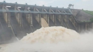 ডিভিসির মহাপ্রলয়ঙ্করী জলে প্লাবনের আশঙ্কা দক্ষিণবঙ্গে! নদীপাড়ে লাল সতর্কতা জারি হতেই গ্রামবাংলায় হাহাকার!